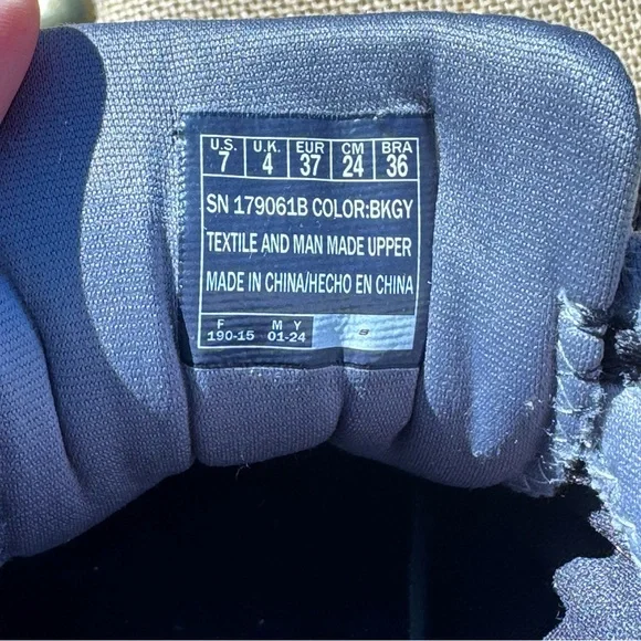 Skechers Women Black and White Athletic Shoes Size 7 - Picture 7 of 8